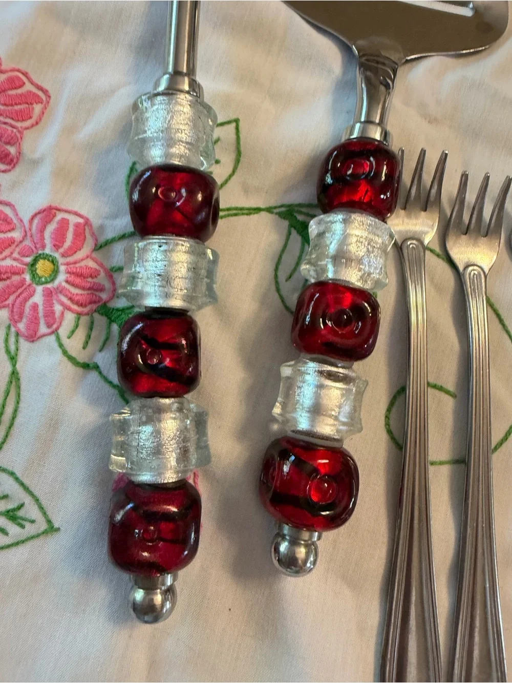 Vintage Pampered Chef Beaded Spoon Cheese Shaver Princess House Butter Knives